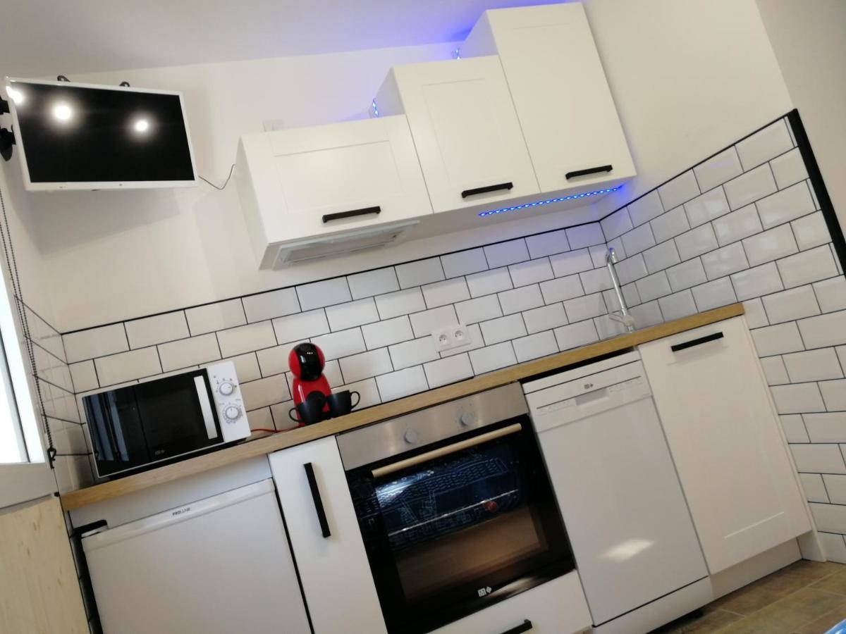Studio St Nazaire Apartment แซงต์-นาแซร์ ภายนอก รูปภาพ