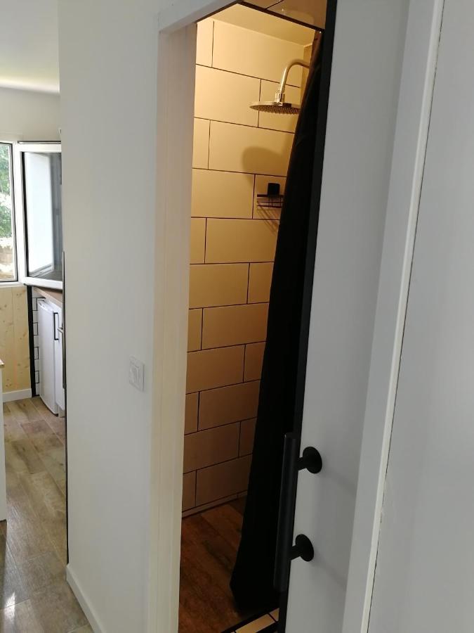 Studio St Nazaire Apartment แซงต์-นาแซร์ ภายนอก รูปภาพ
